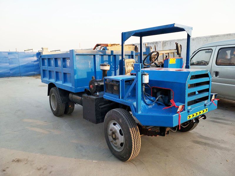 礦用運(yùn)輸車12噸