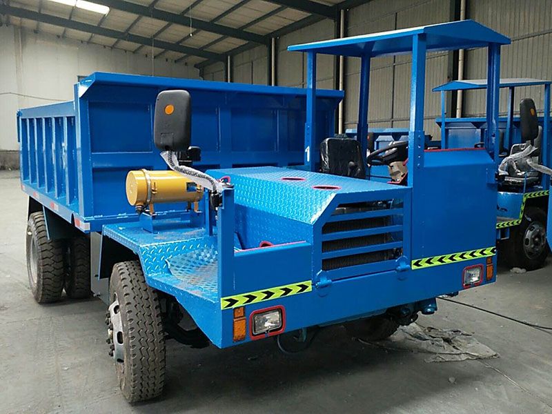 礦用運(yùn)輸車12噸