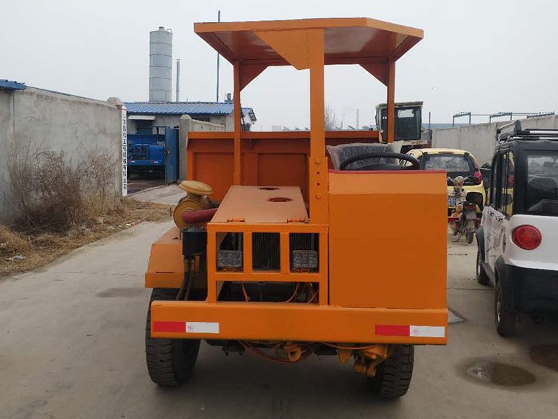 礦用運(yùn)輸車(chē)